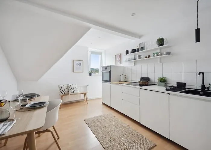 Dachgeschoss Traum Bluecherstr - Naehe Dus & Dortmund & Koeln & Essen Daire *