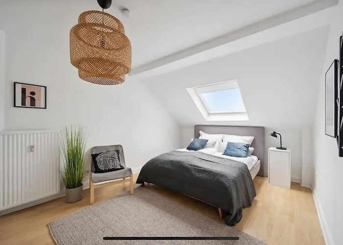 Dachgeschoss Traum Bluecherstr - Naehe Dus & Dortmund & Koeln & Essen Daire *